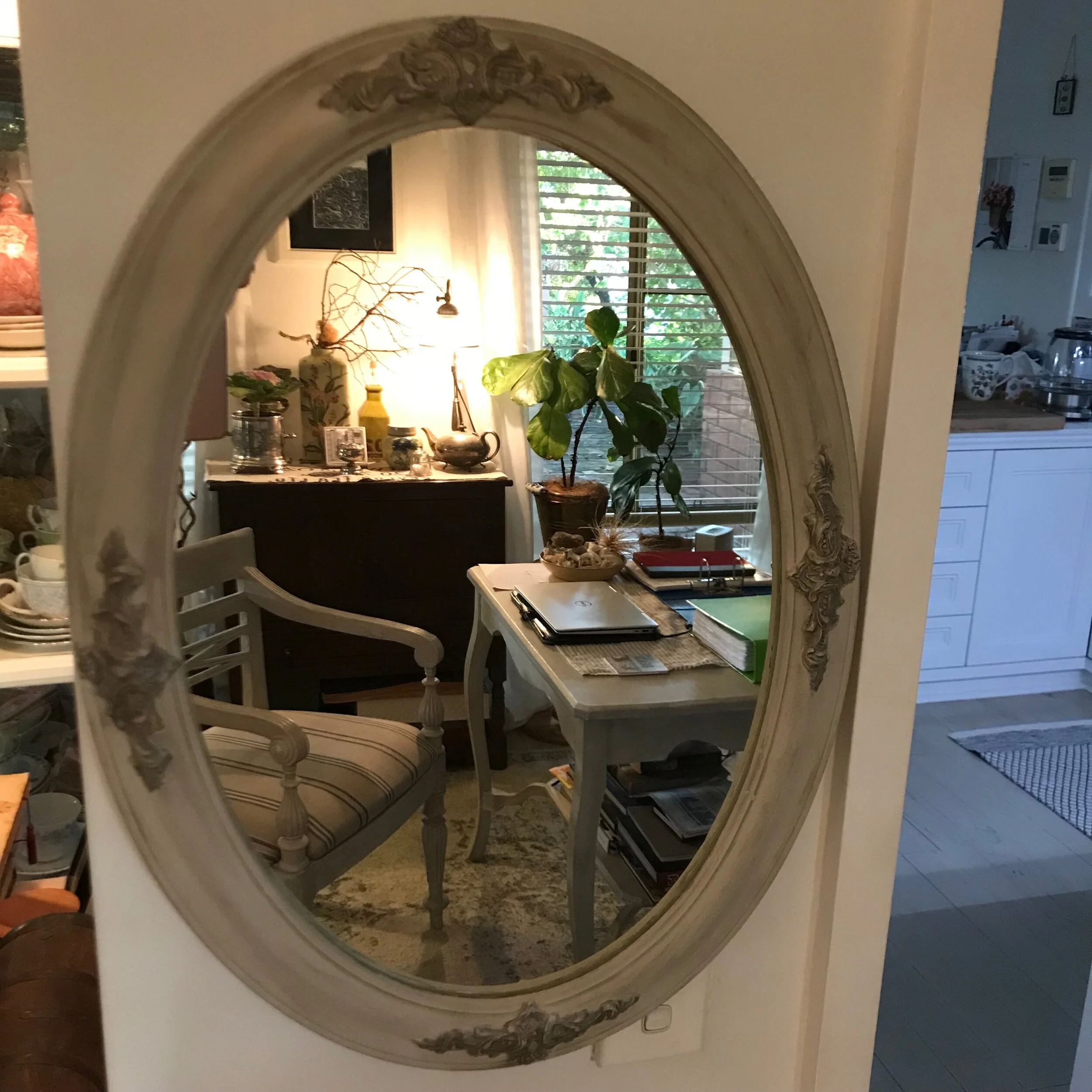 A76C5A24-5F75-46B3-A184-AE98591277B1