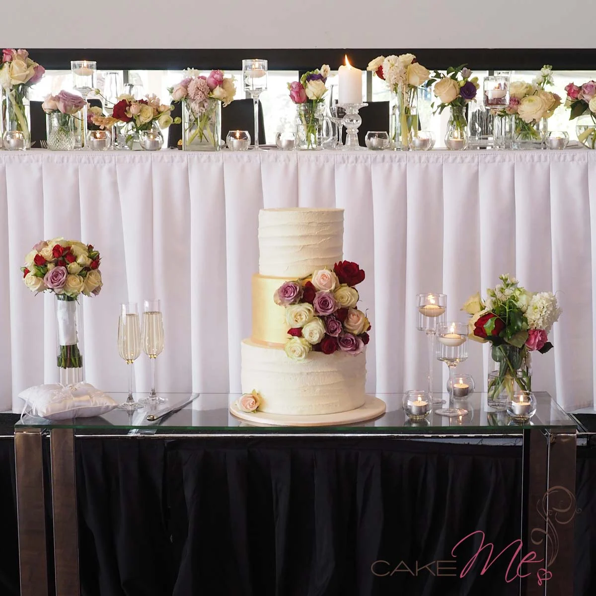 A stunning wedding centrepiece at The Park, Albert Park. 