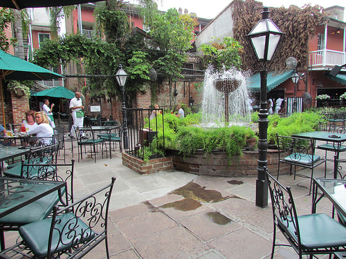 pat-os-courtyard.jpg