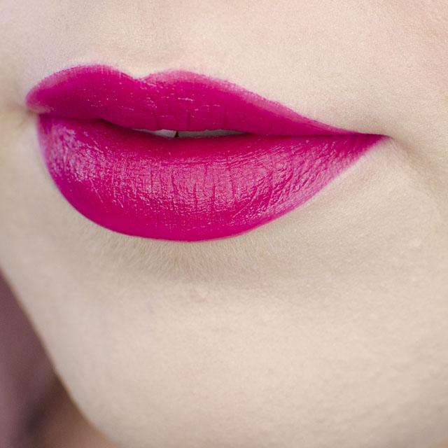 NARS Audacious Lipstick in Janet