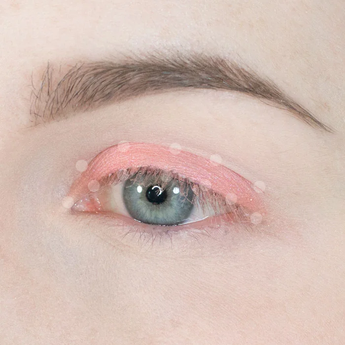 peach_and_green_Indie_eyeshadow_look_2.jpg