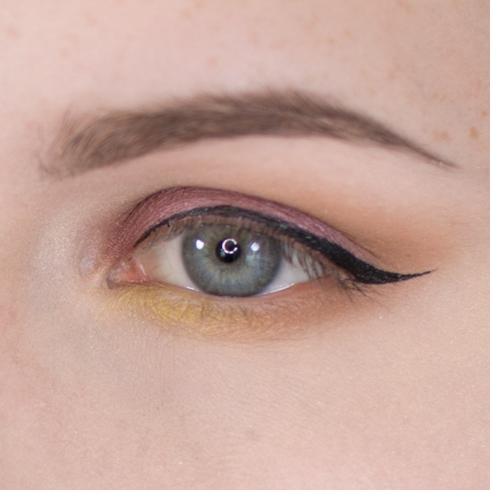 Batalash Palette Purple with Green Accent Eyeshadow Tutorial