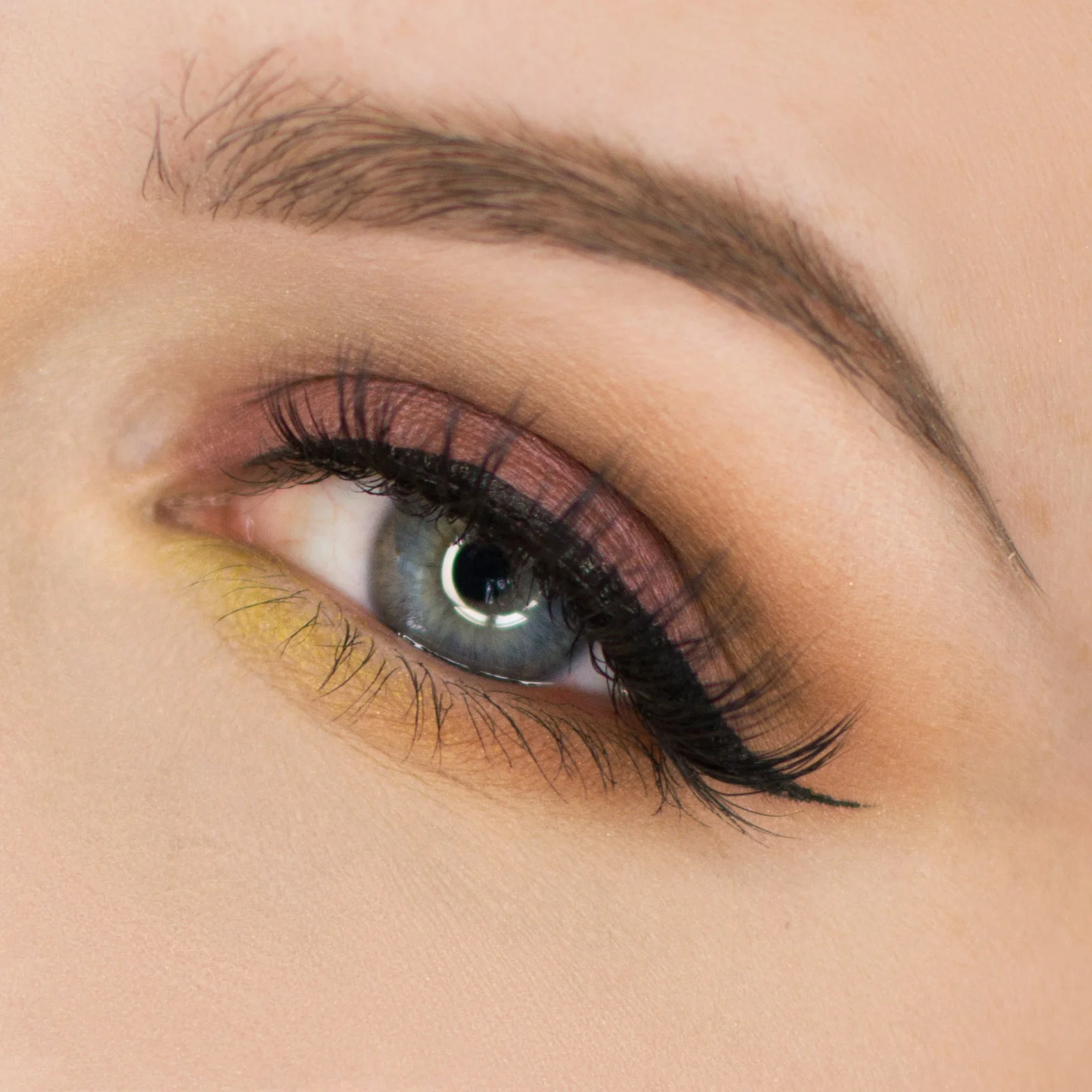 Batalash Palette Purple with Green Accent Eyeshadow Tutorial