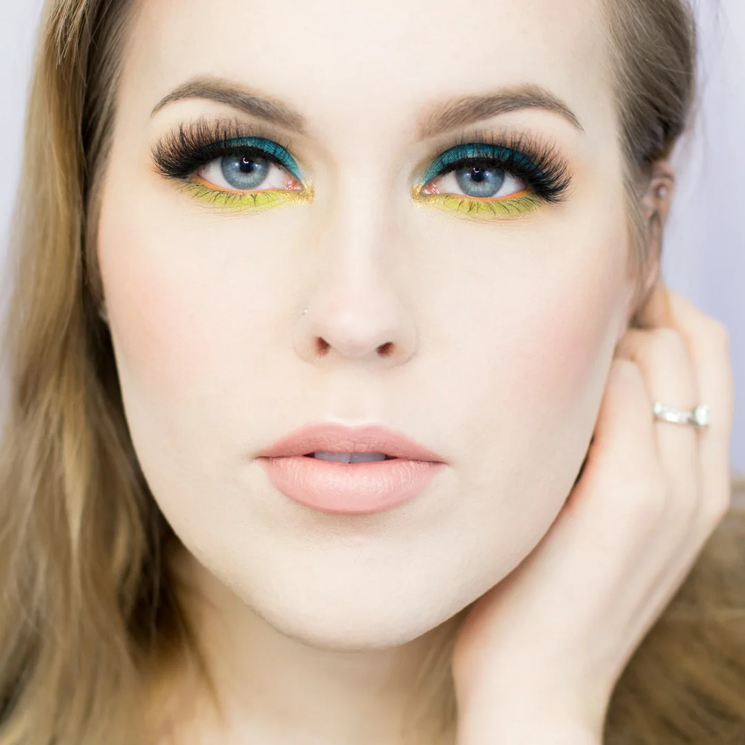 Colorful Teal and Acid Green Makeup Tutorial 