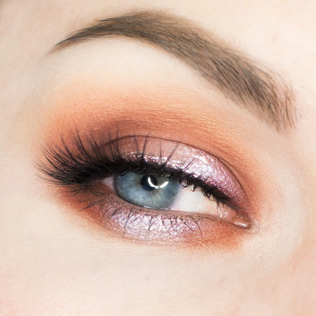 Anastasia Lavish Palette Look with A Pop of Glitter