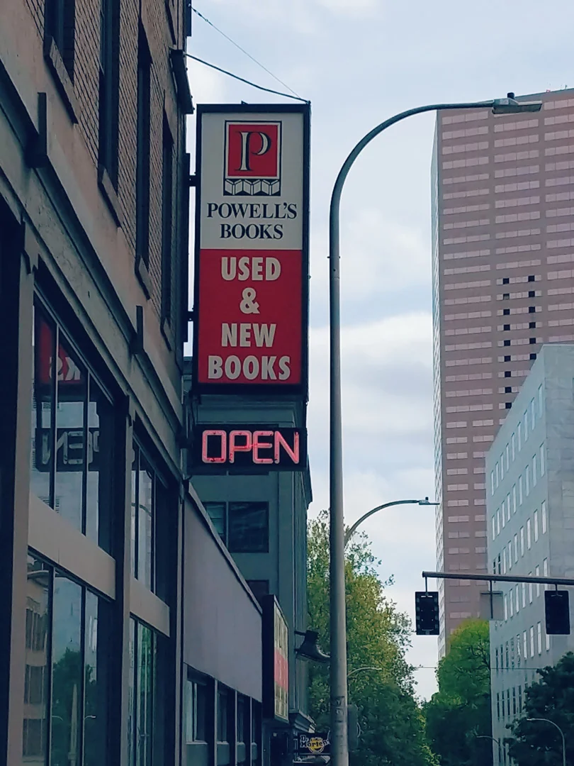 powells-bookstore-portland.jpg
