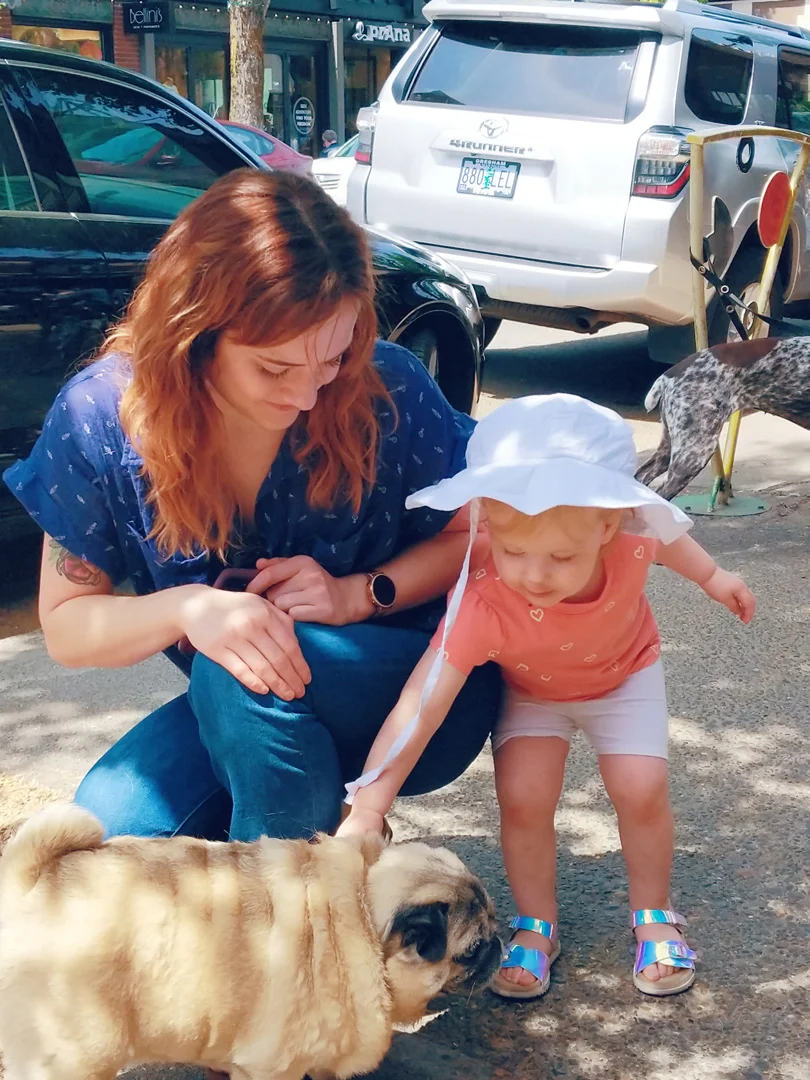 julia-pet-dog.jpg