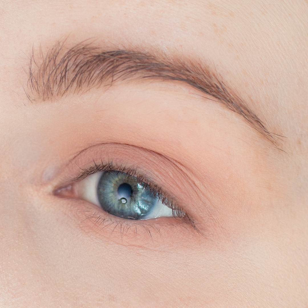 Night-Out-Glam-Warm-Step-by-Step--Eyeshadow-Tutorial-step-2.png
