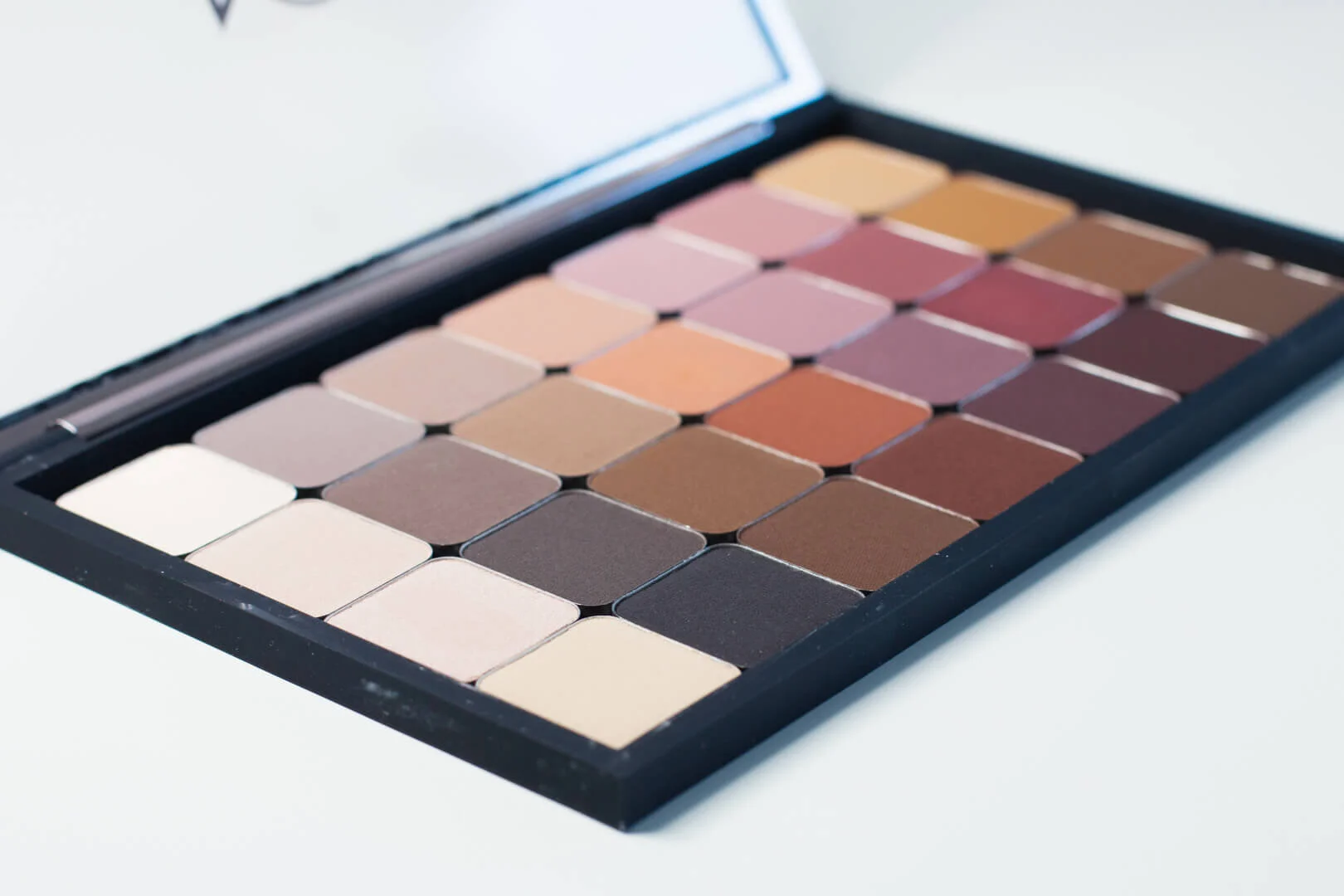 Makeup Geek New Eye Shadow Relaunch - Makeup Geek Mac Palette Makeup Geek New Eye Shadow Relaunch - Makeup Geek Mac Palette