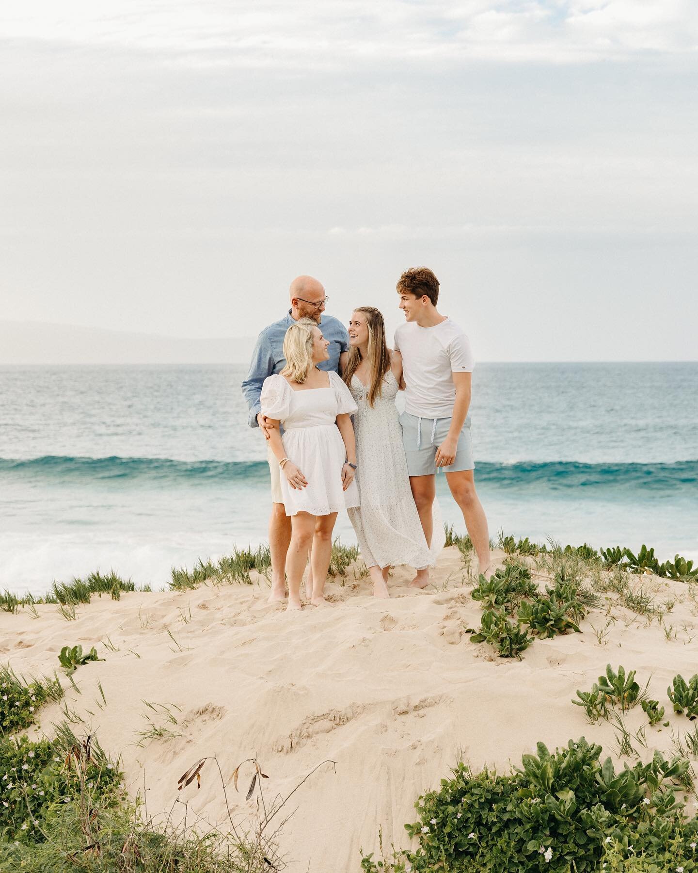 I&rsquo;m starting to have a great appreciation for capturing family moments during all stages of growth. Each has its own challenges and allows me to grow myself in different ways &hellip;
&bull;
&bull;
#mauifamilyphotographer #mauifamilyphotography