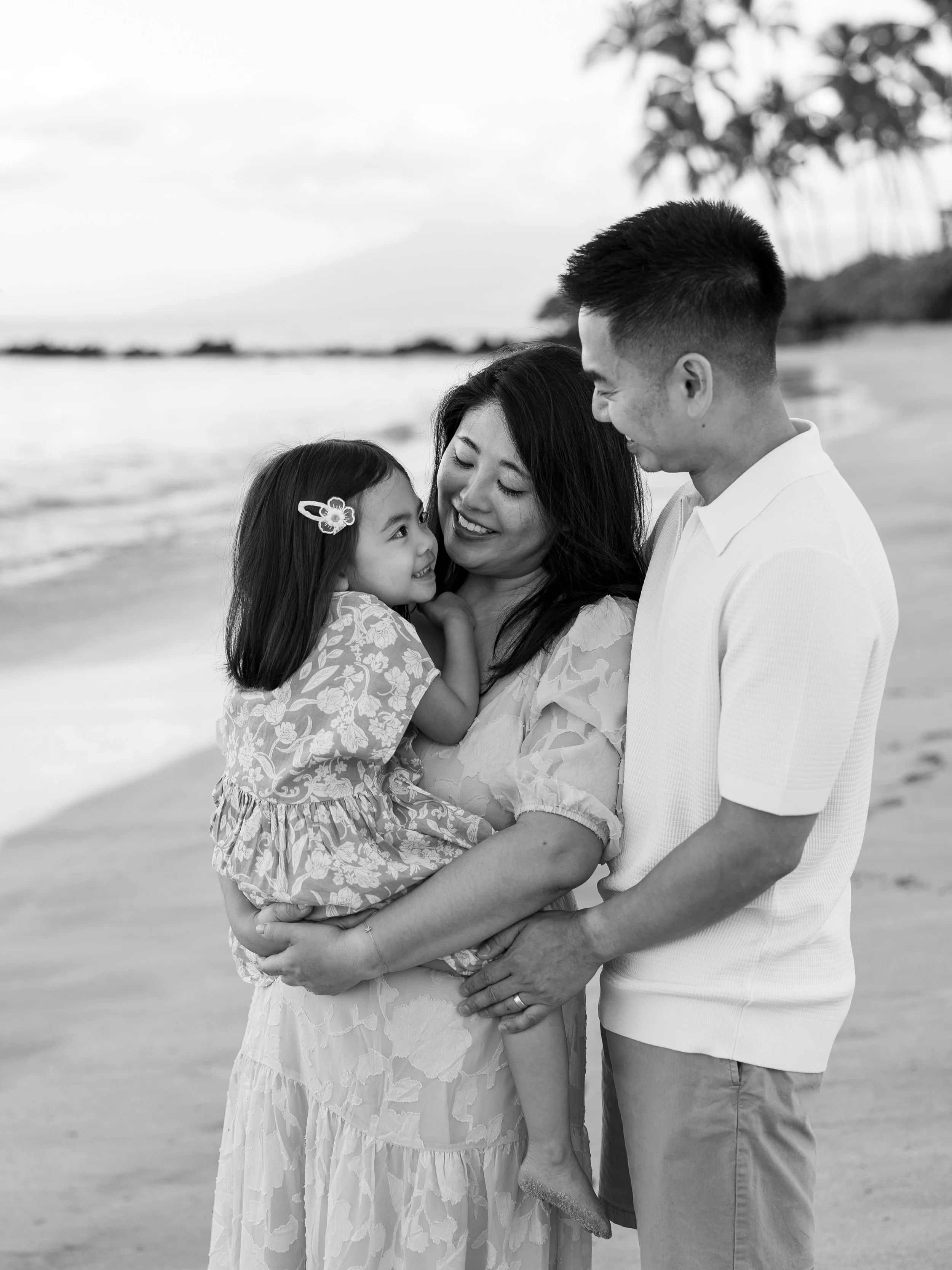 It finally feels like it&rsquo;s summer ☀️ 
&bull;
&bull;

#mauiphotographer #mauifamilyphotographer #hawaiiphotographer #motherhoodphotography #motherhoodsession
