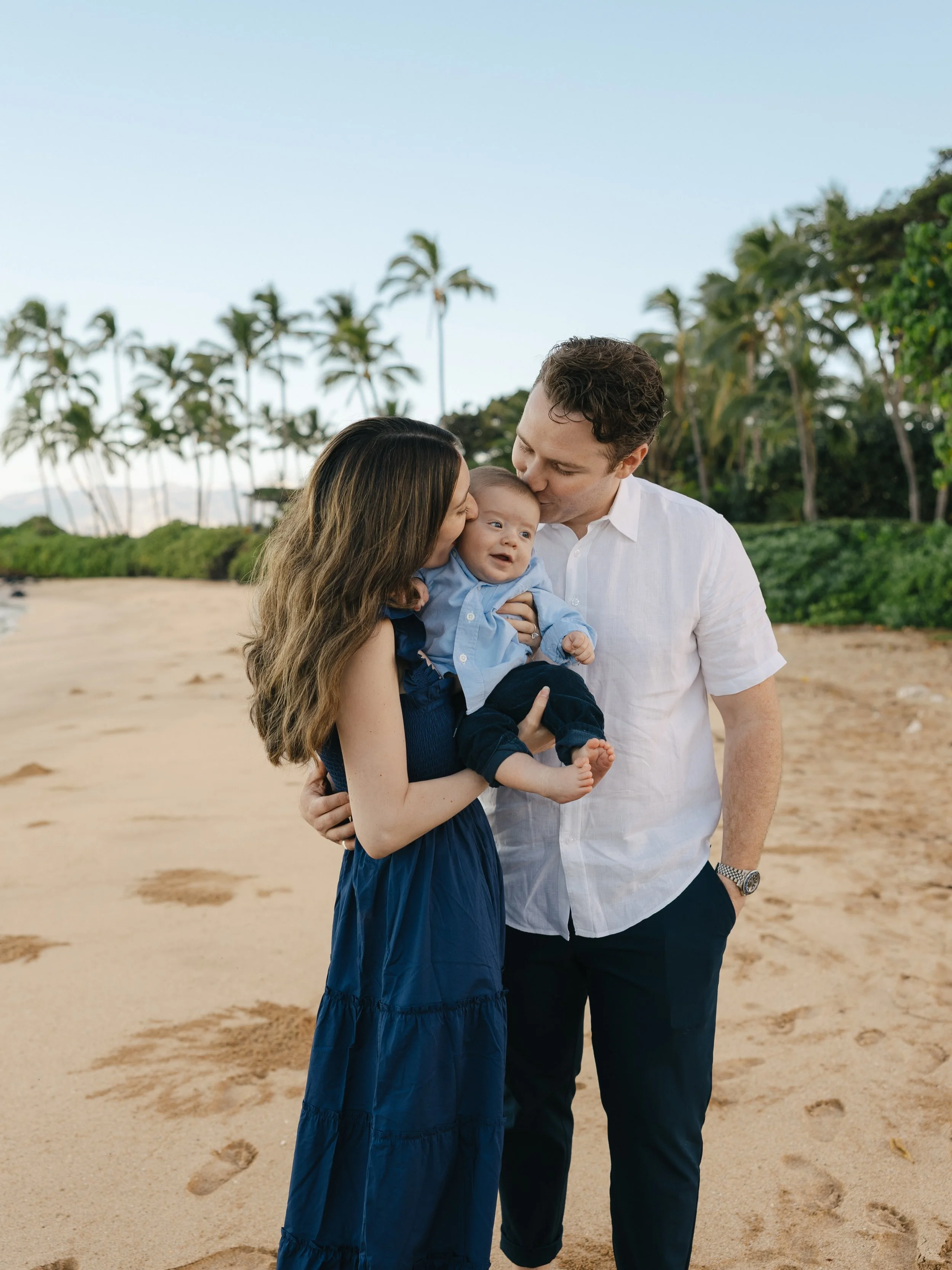 The sweetest multi generational session for mother&rsquo;s day 🩵🩵 you can just tell how much everyone loves their newest addition 😭🩵 &hellip;
&bull;
&bull;

#mauiphotographer #mauifamilyphotographer #hawaiiphotographer #motherhoodphotography #mot