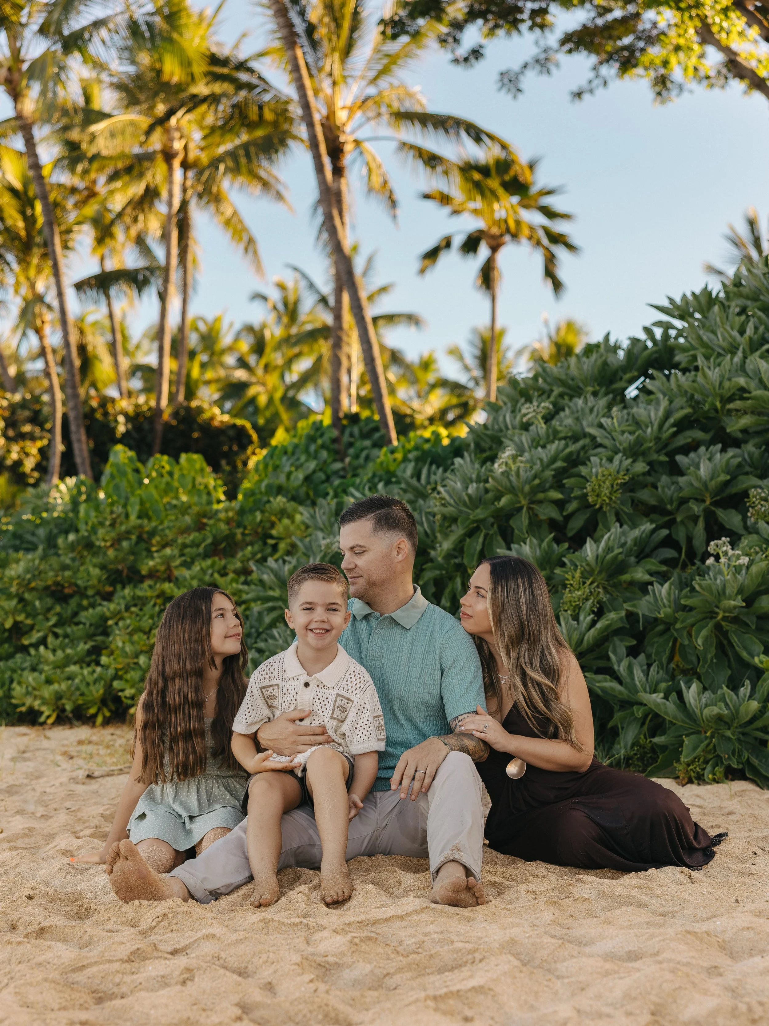 Taking a couple days off this weekend and week to celebrate some life milestones 🩵 &hellip;
&bull;
&bull;
#mauiphotographer #mauifamilyphotographer #hawaiiphotographer #motherhoodphotography #sunrise
