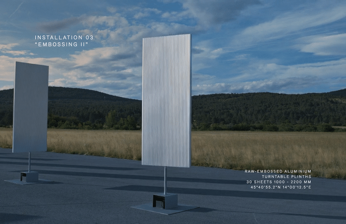 rimowa_-_the_art_of_engineering_installations_(bts)+(1440p).mp4-high+(4).gif