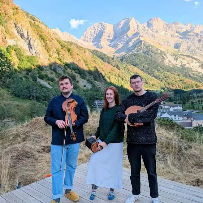 The Sound Sniffer Presents: The Water Chorus + Guests