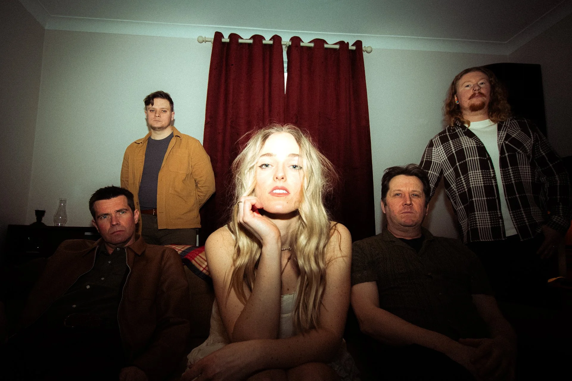 Dad’s Mood is Bad x Right Track Records Presents: IONA SKY, Gözde &amp; Archie Awford
