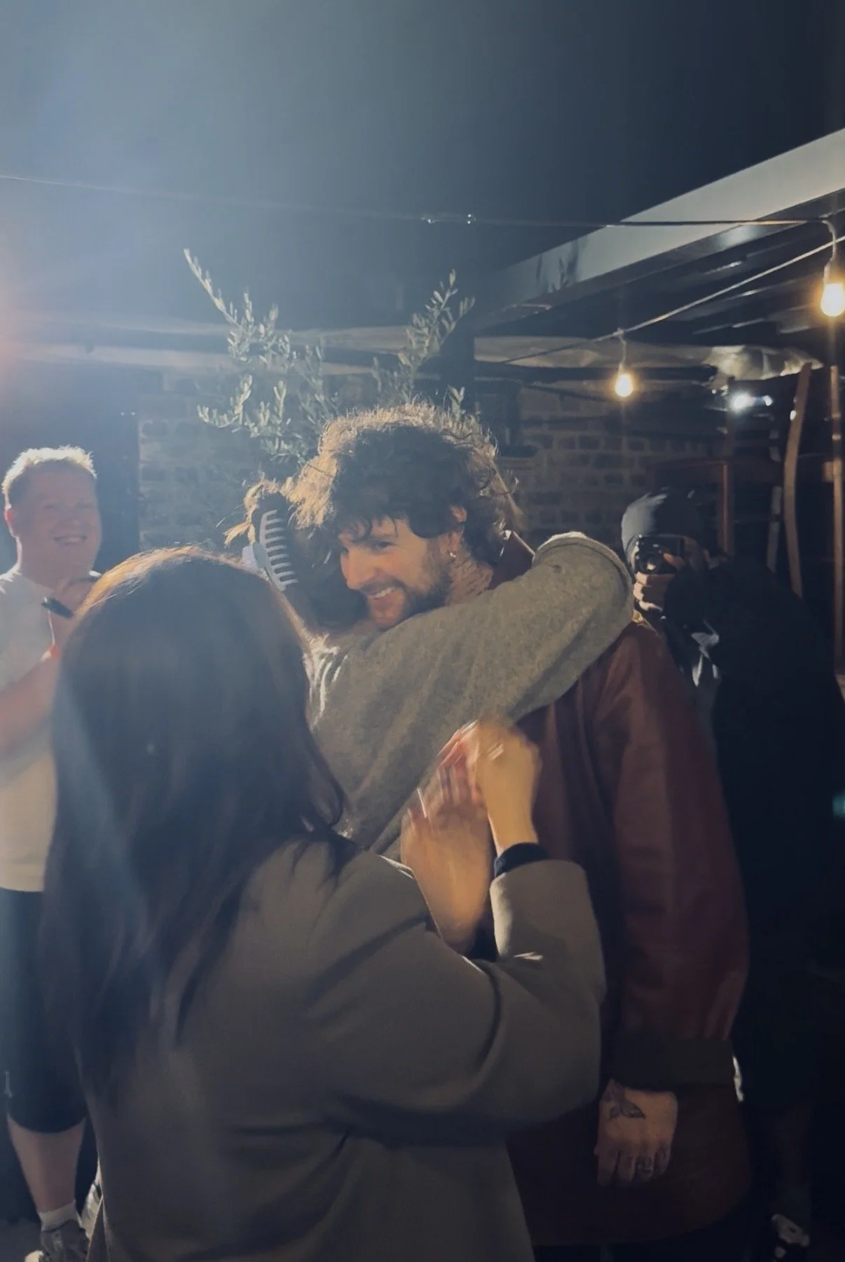 Tom with Fans 3.jpg
