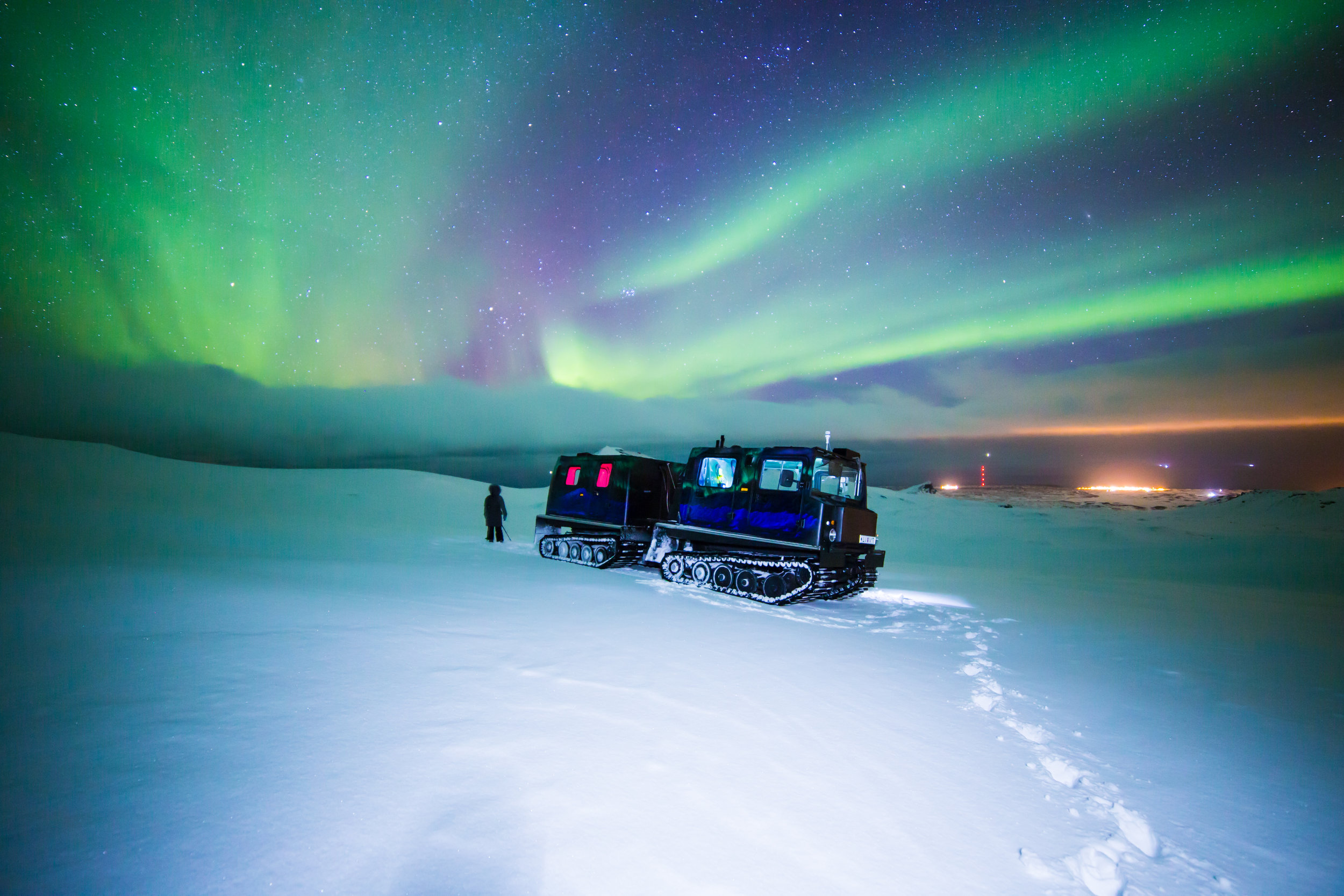 Northern Lights - Snowcat