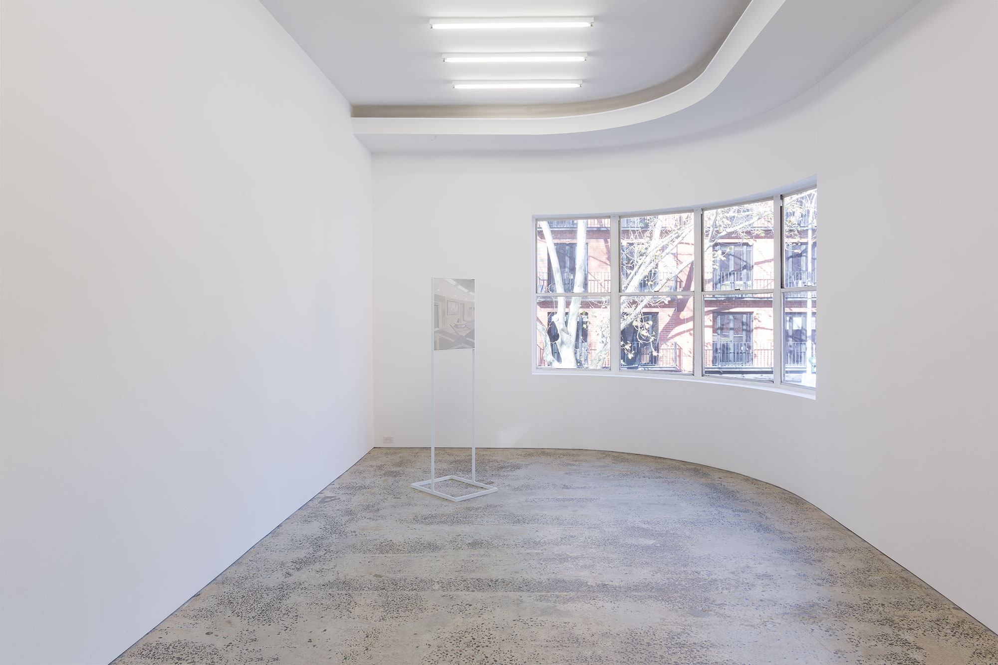 SITE/NON SITE , 2017, powder coated steel structure and gouache on stretched canvas, 184 x 63 x 48cm. 