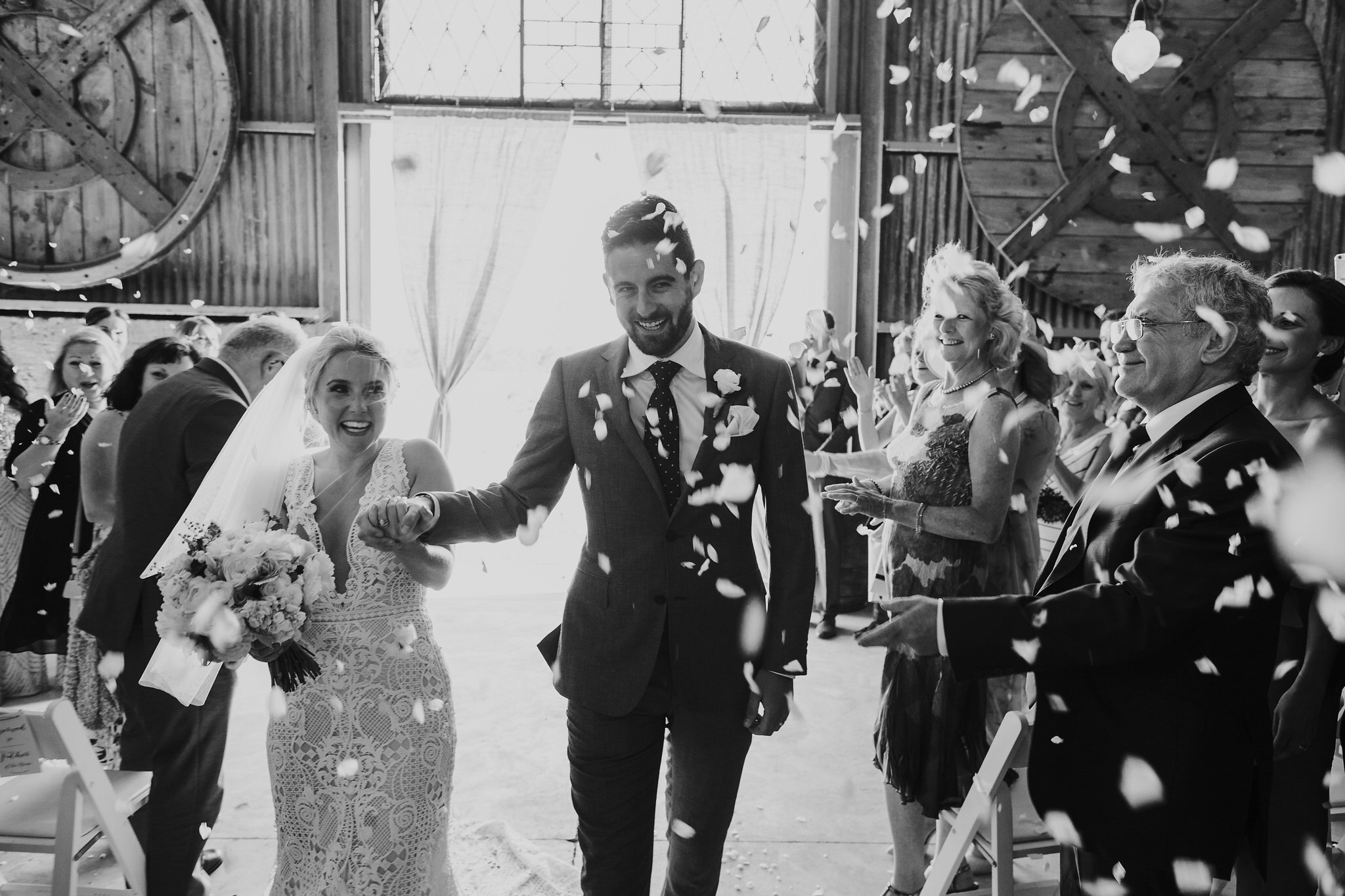 AMI + MATT / Michael Briggs Photography / Zonzo Estate, Yarra Glen / Sugar Bee Flowers