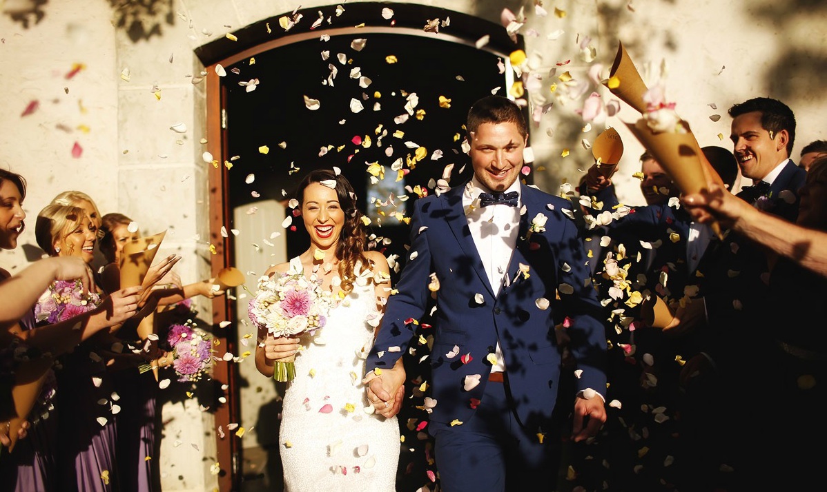 EMILY + CAM / Warren Photography / Stones of the Yarra Valley / Red Earth Flowers