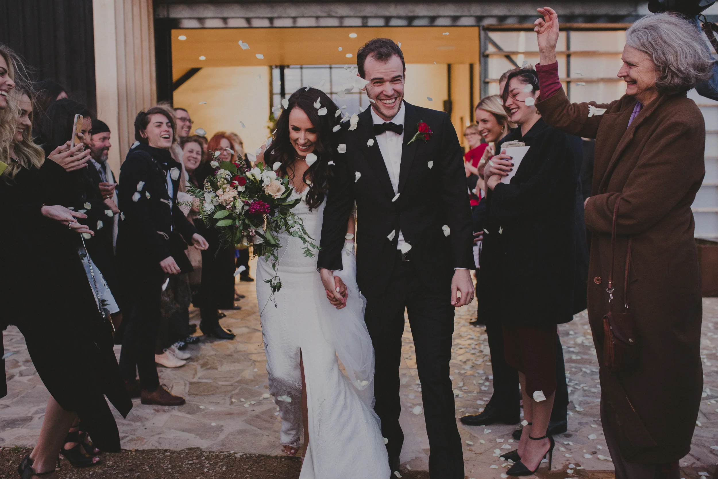 BETH + JUSTIN / Dijana Risteska Photography / Zonzo Estate / Sugar Bee Flowers