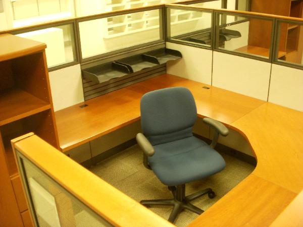   24 Knoll Reff workstations available 90" x 90" x 54"h  