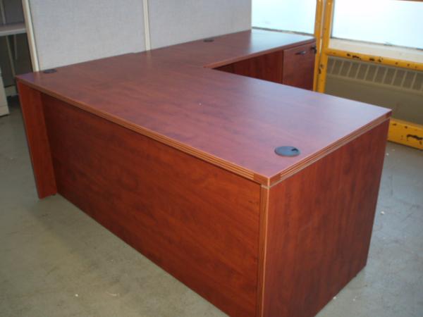 L-shape cherry laminate desk. Better quality new laminate furniture.