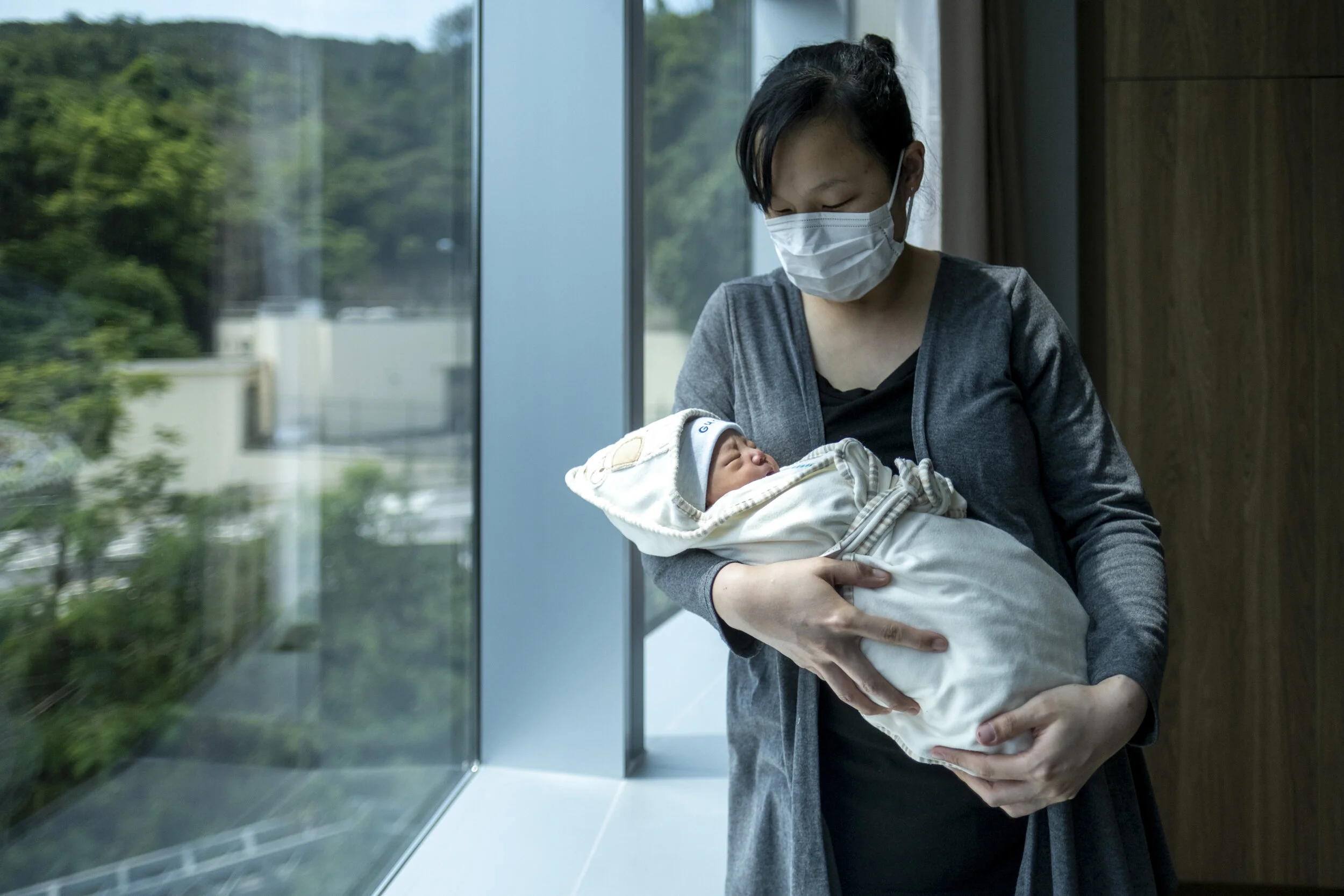 Karena and Asher at the hospital, preparing to leave.