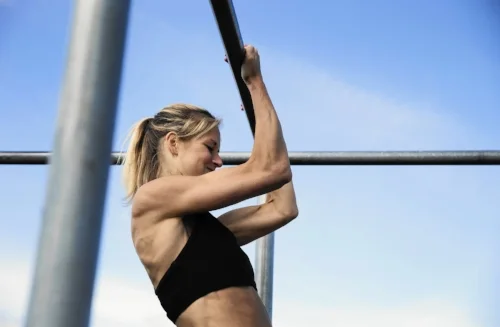 Workout Exercise Essentials: Chin Ups