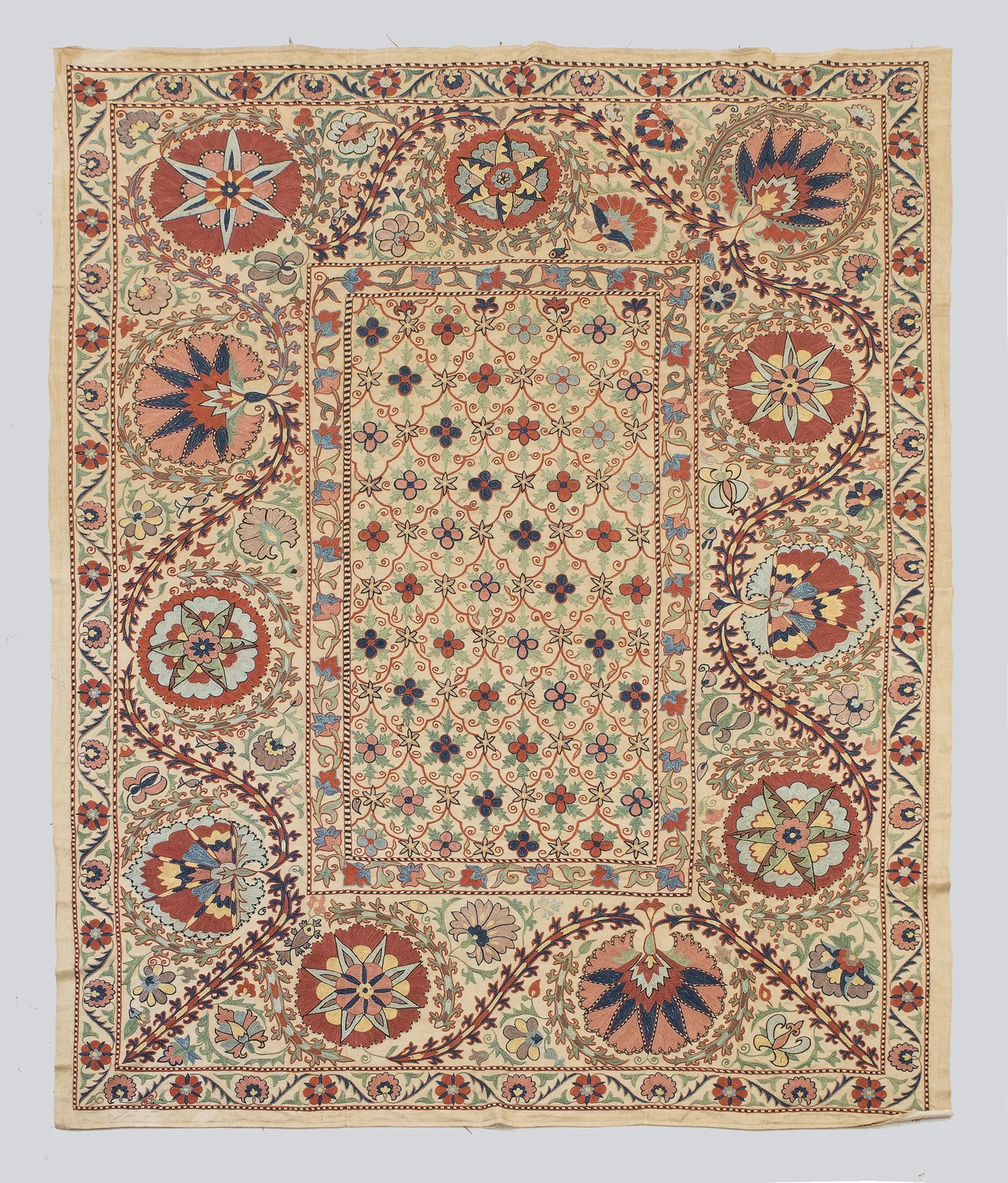 B / 35 / 06 / All Silk Medium Size Suzani