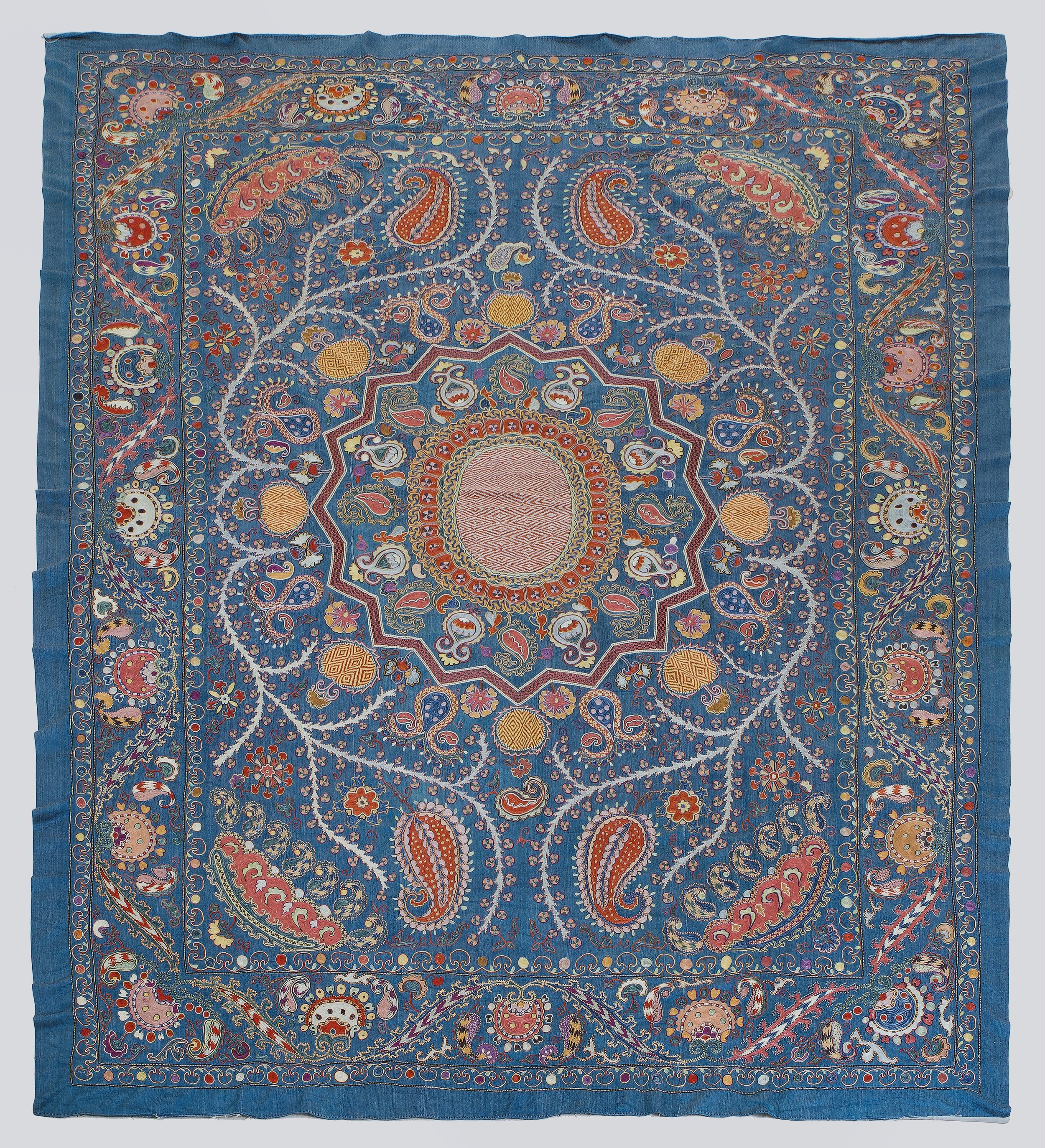 B _ 28 _ 14 _ SOLD _ Silk on Silk  _ Giant Shakhrisabz_ Hook _ 280 x 230 cm_.jpg
