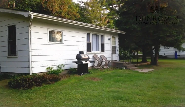 Cottage 6.jpg