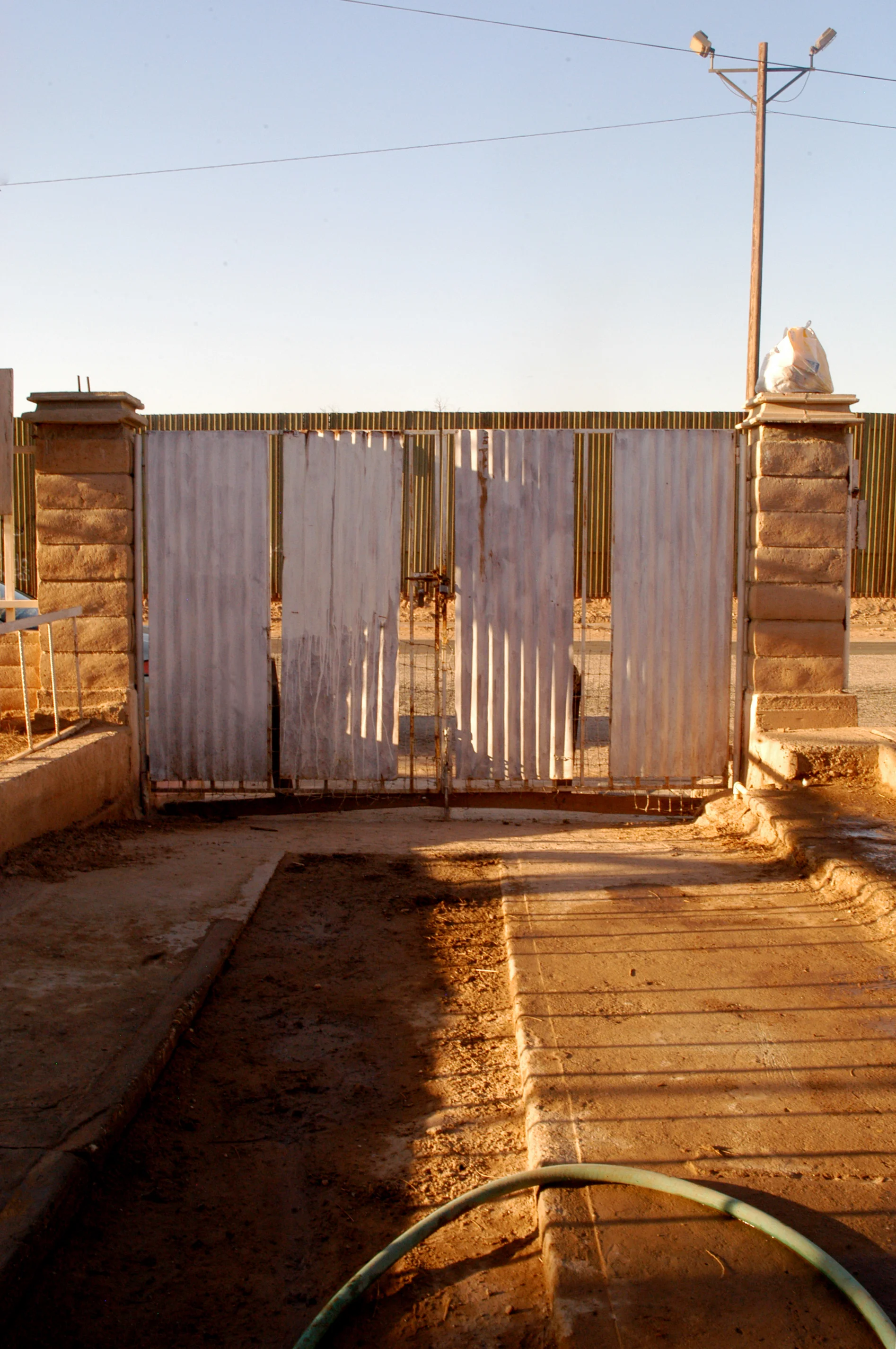 fencesDSC_0086.jpg