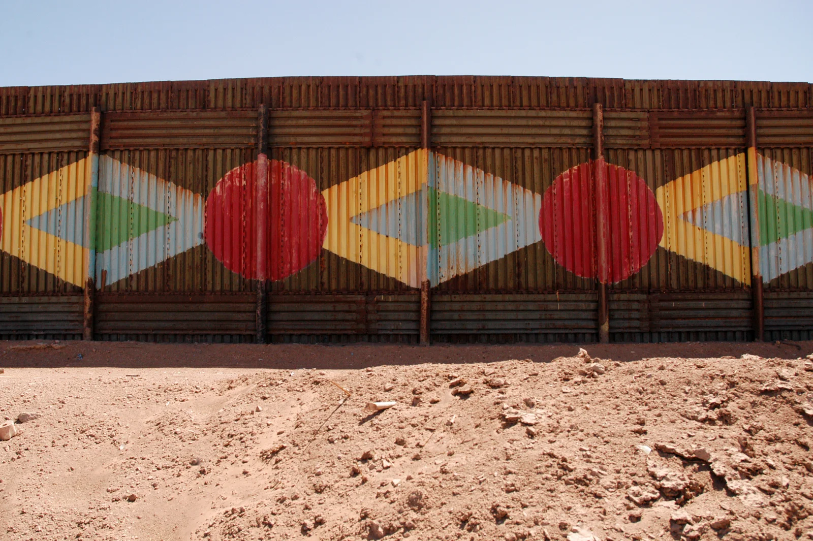 border friendship fence horizontal.jpg