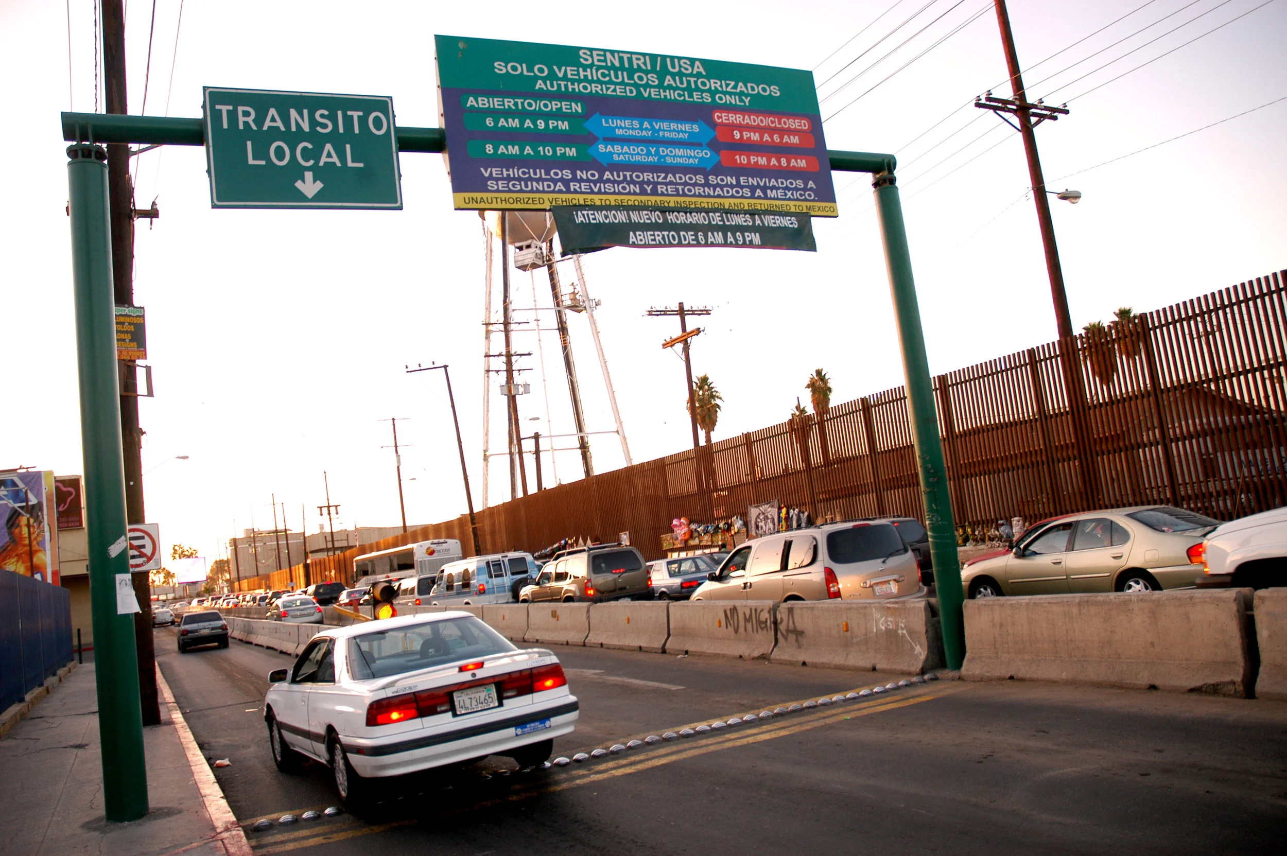 fences c_DSC_0080traffic.jpg