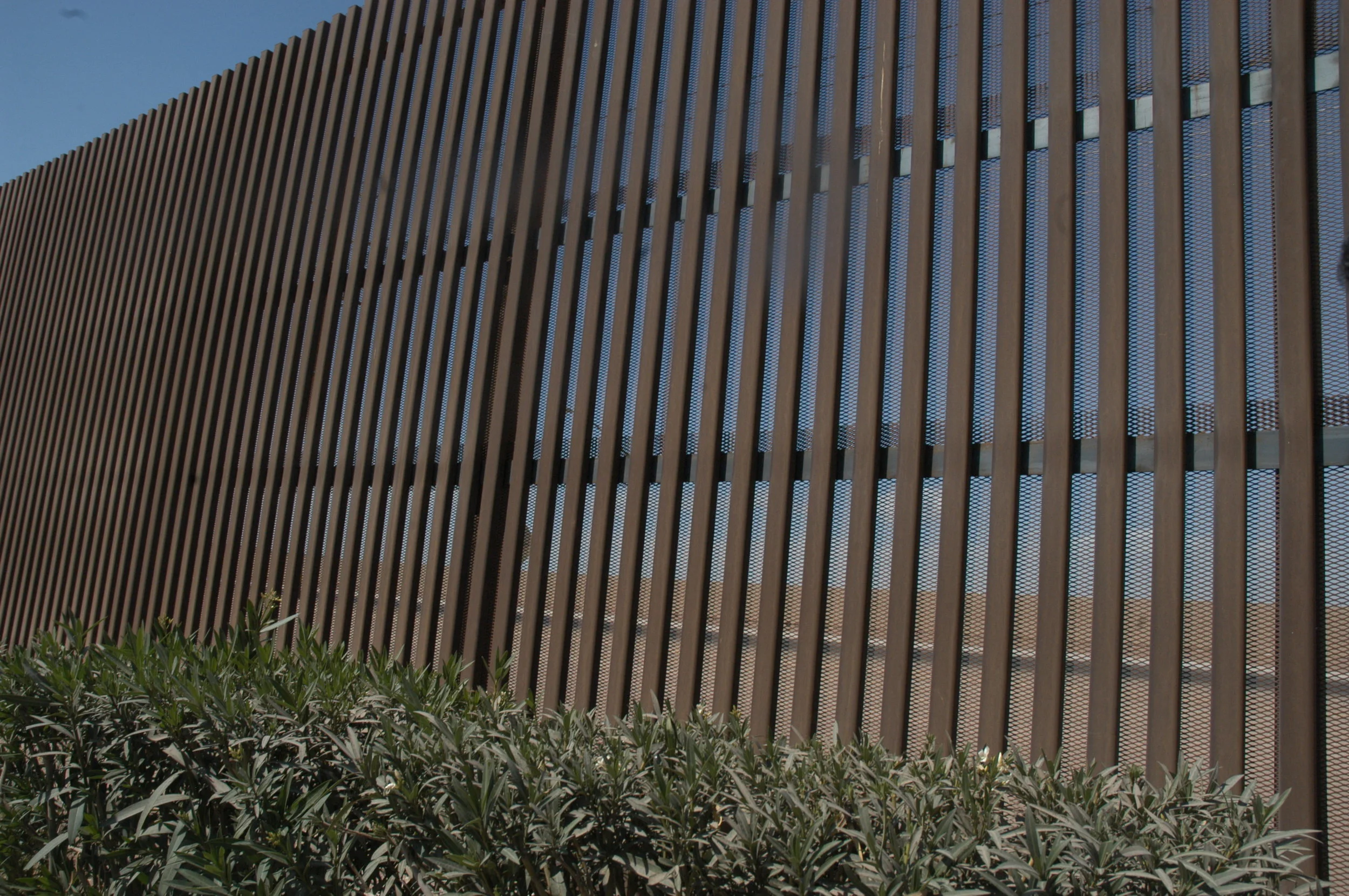 fences DSC_0109    copy.JPG