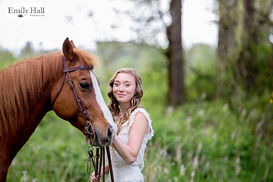 Aumsville Senior Portraits-1176.jpg