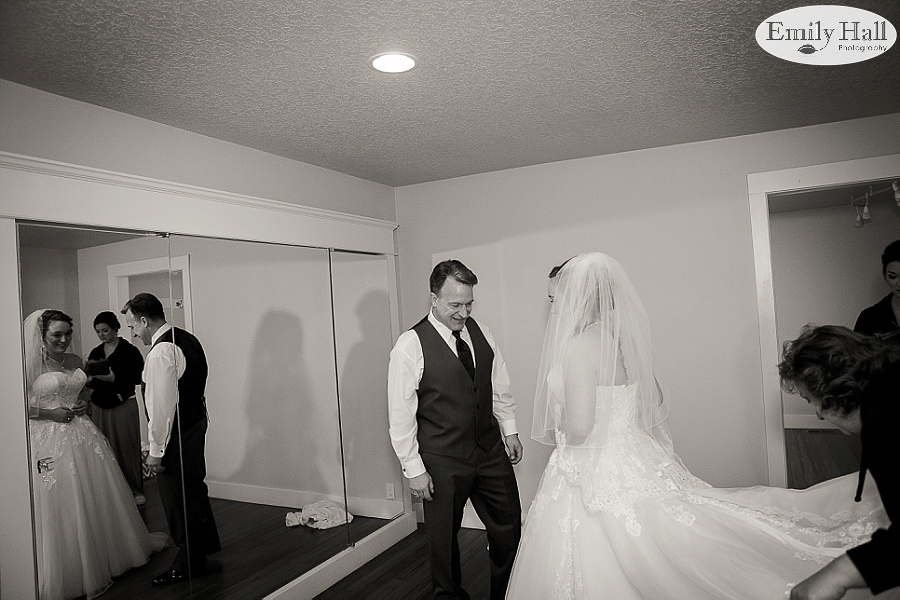 Abernathy Center Wedding Photographer-96.jpg