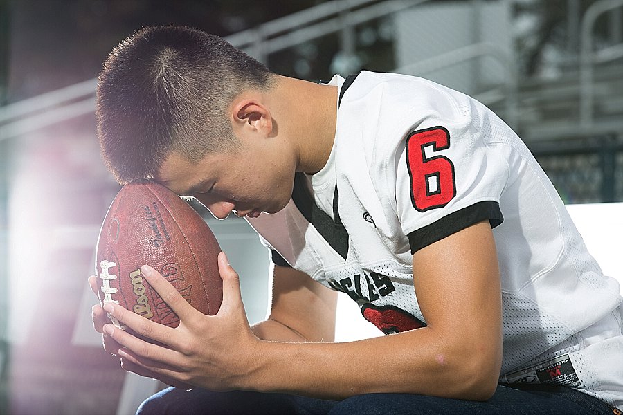 Santiam Christian Senior Portraits-7043.jpg