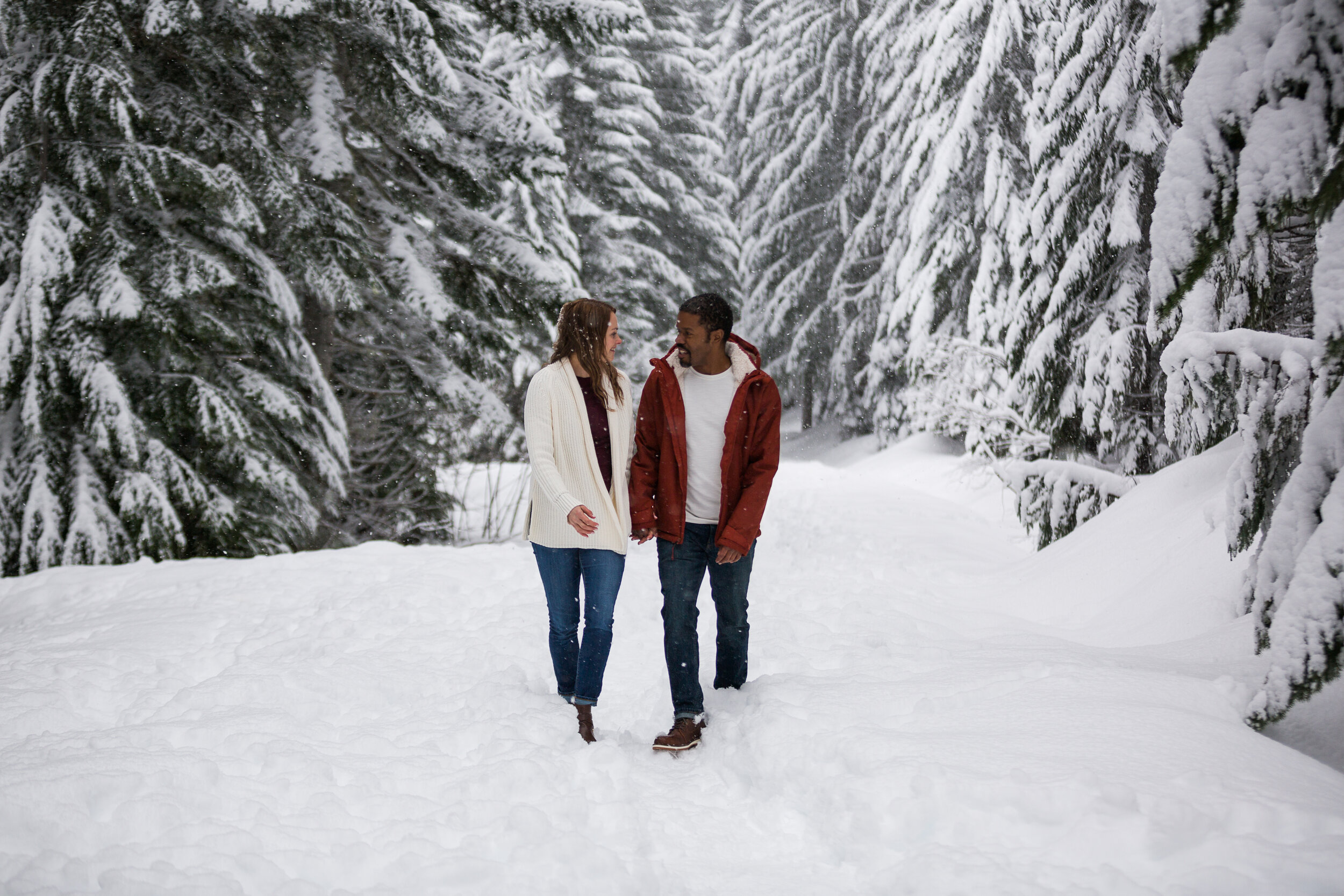 Emily Hall Photography - Snow Engagement Pictures-3498.jpg