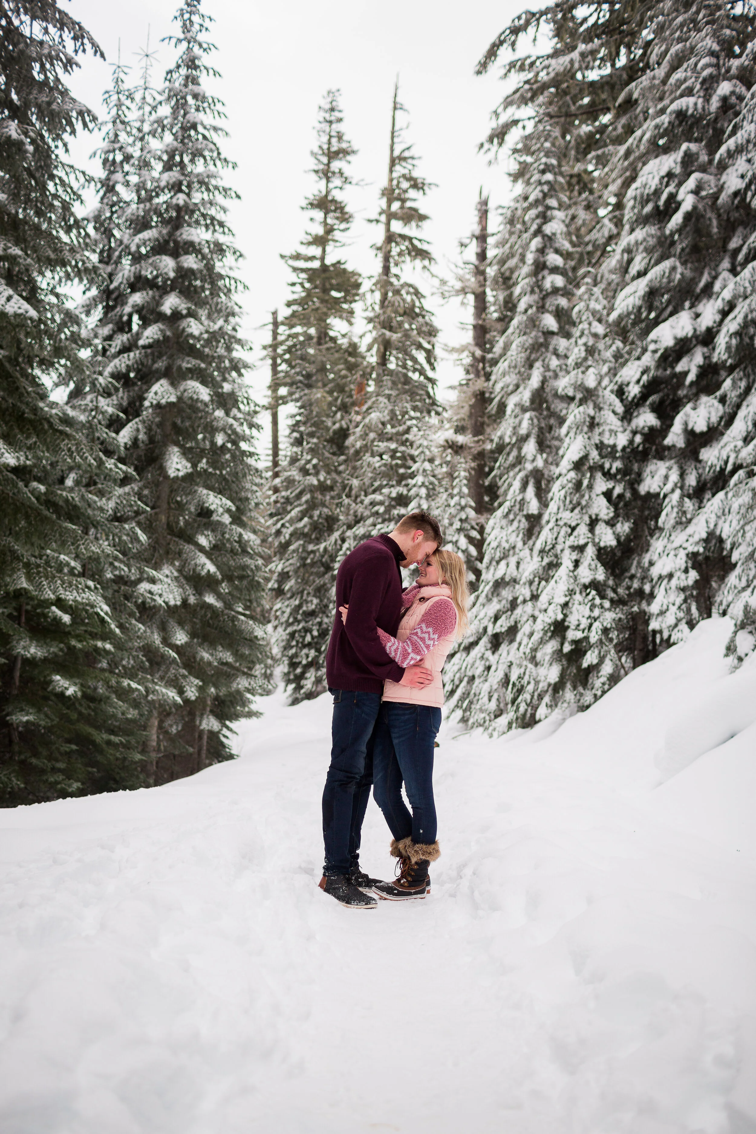 Emily Hall Photography - Engagement Portraits in the Snow-4117.jpg