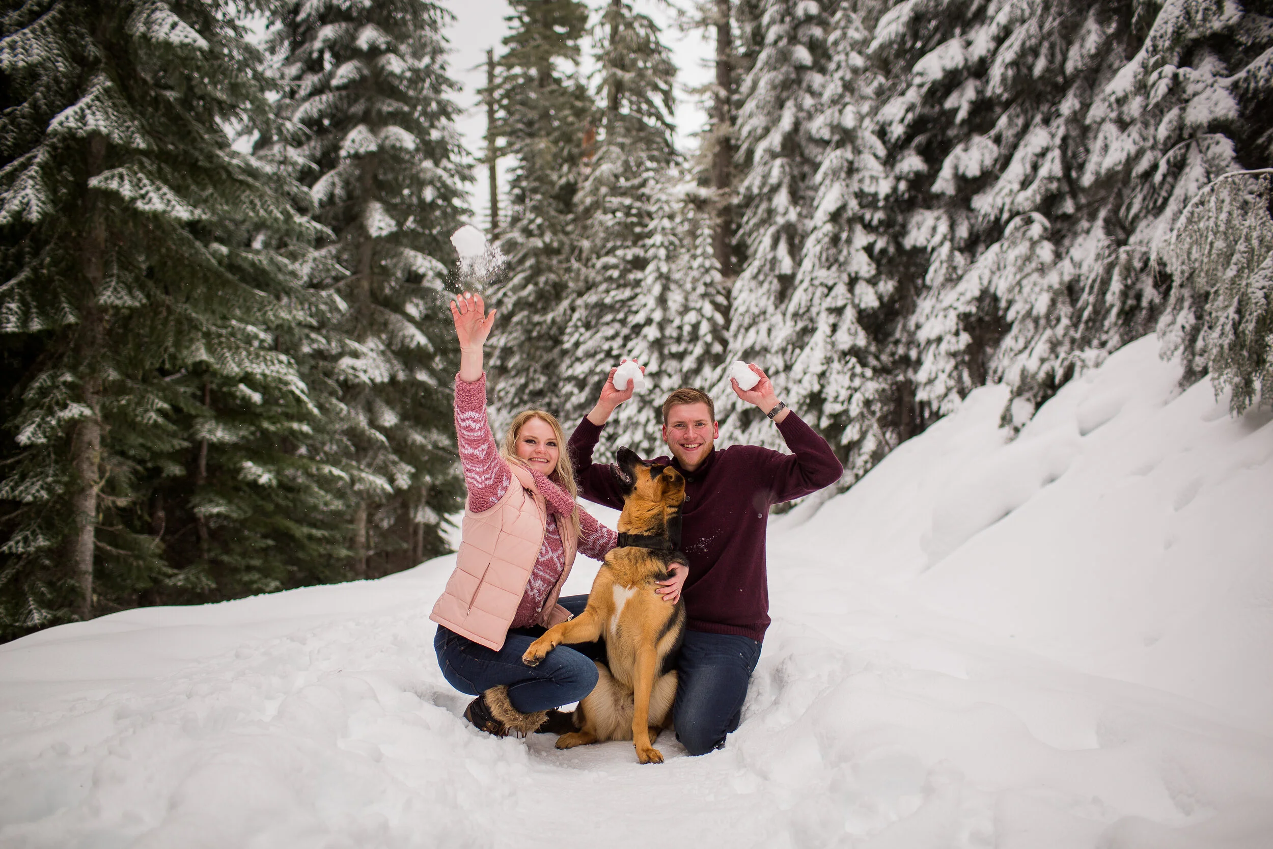 Emily Hall Photography - Engagement Portraits in the Snow-4170.jpg
