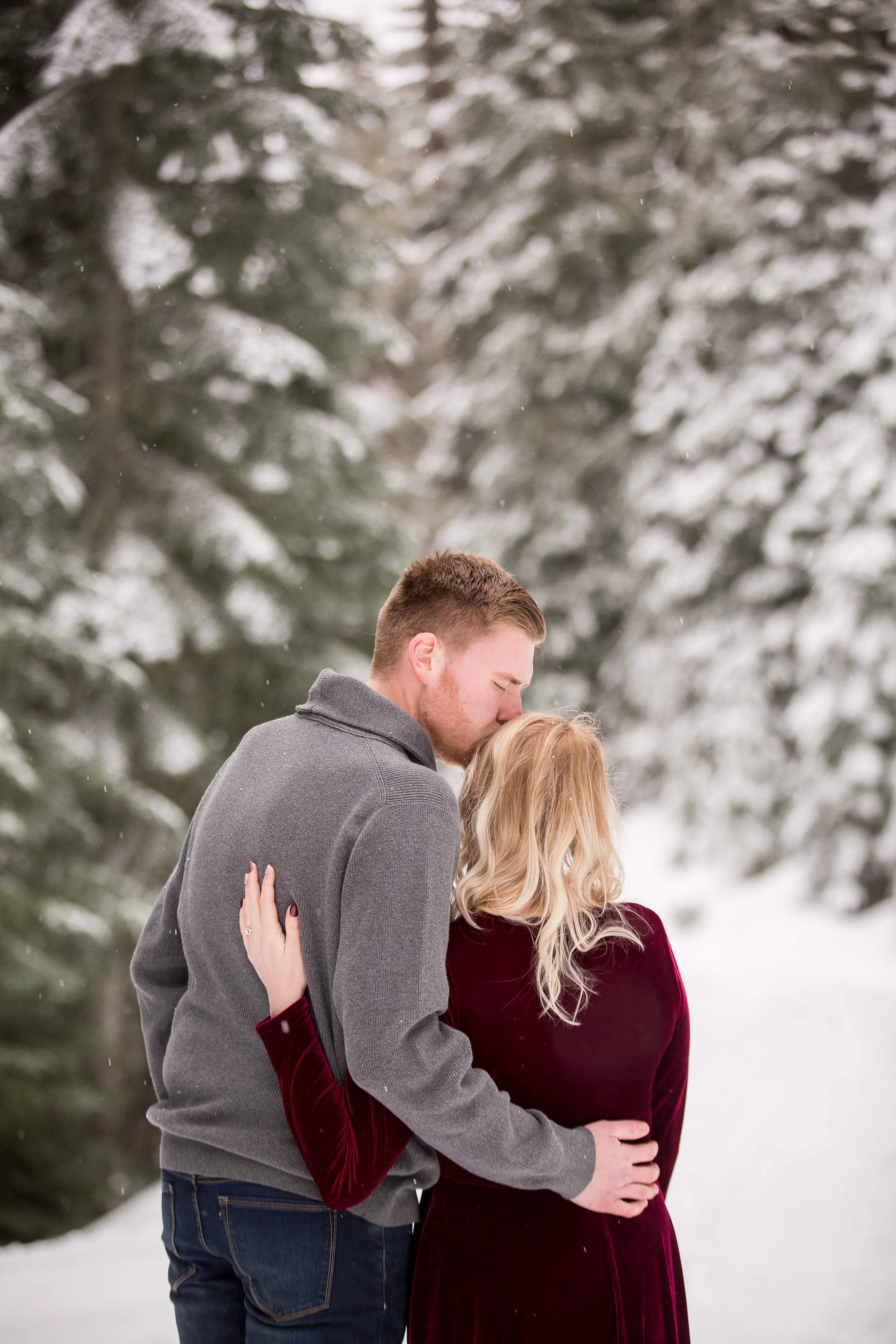 Emily Hall Photography - Engagement Portraits in the Snow-3849.jpg
