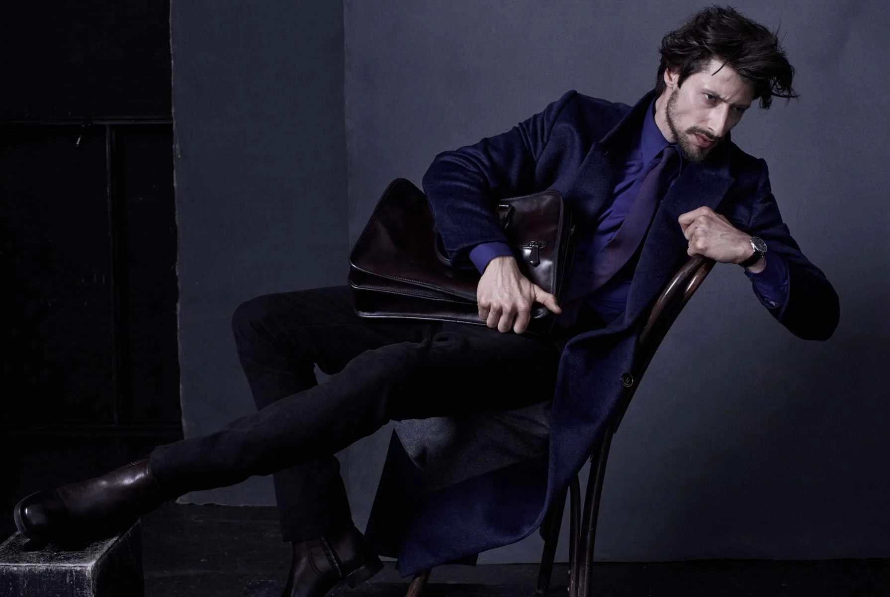 RETOUCHING DIRECTION