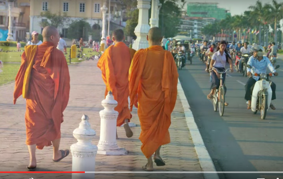 Cambodian street scene, from Sue’s first digital story