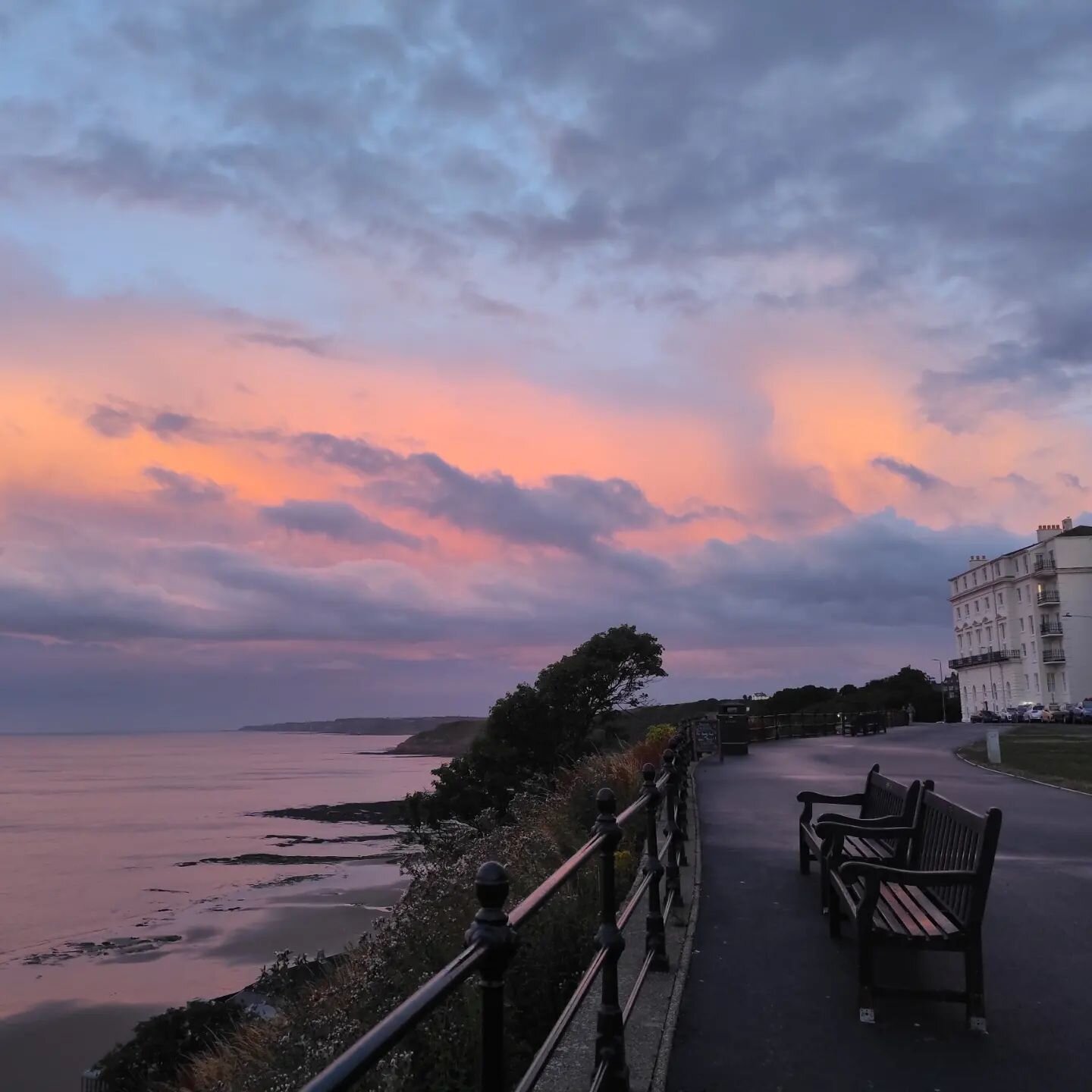 Scarborough 😌

#scarborough #scarboroughbeach #nofilter #sunset