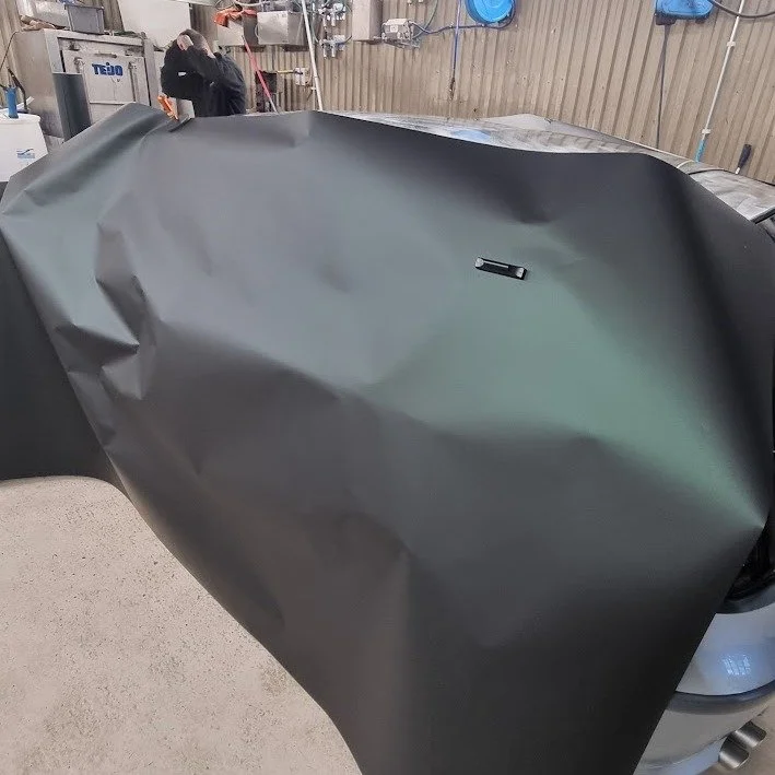 Ny look 🔥

Folieringen &auml;r klar och resultatet blev riktigt snyggt.
Stort tack til@dekor.kompaniet  f&ouml;r ett grymt jobb 🙌🚗

Vad tycker ni? 😎

#foliering #bmw #bilochmotorteknik #green #wrap #dkrkomp #bmw140 @bimmersofswedenofficial