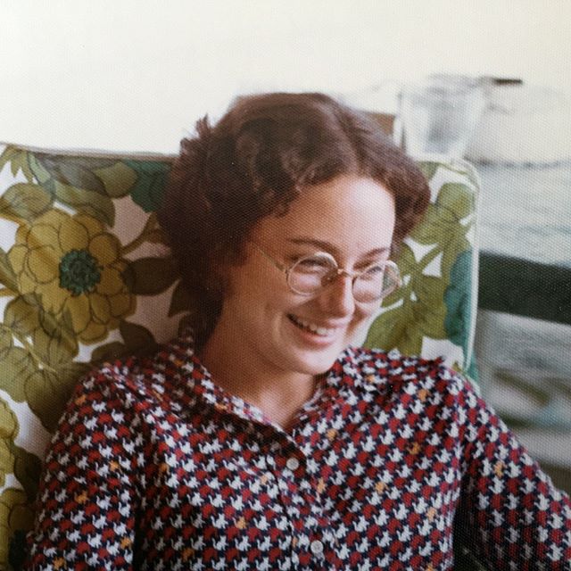 Happy Mother's Day to all the mother's out there! I am so grateful to have had such a strong, silly, kind (and groovy) woman raise me. And to all who may find today difficult, I am thinking of you and sending you love 💗