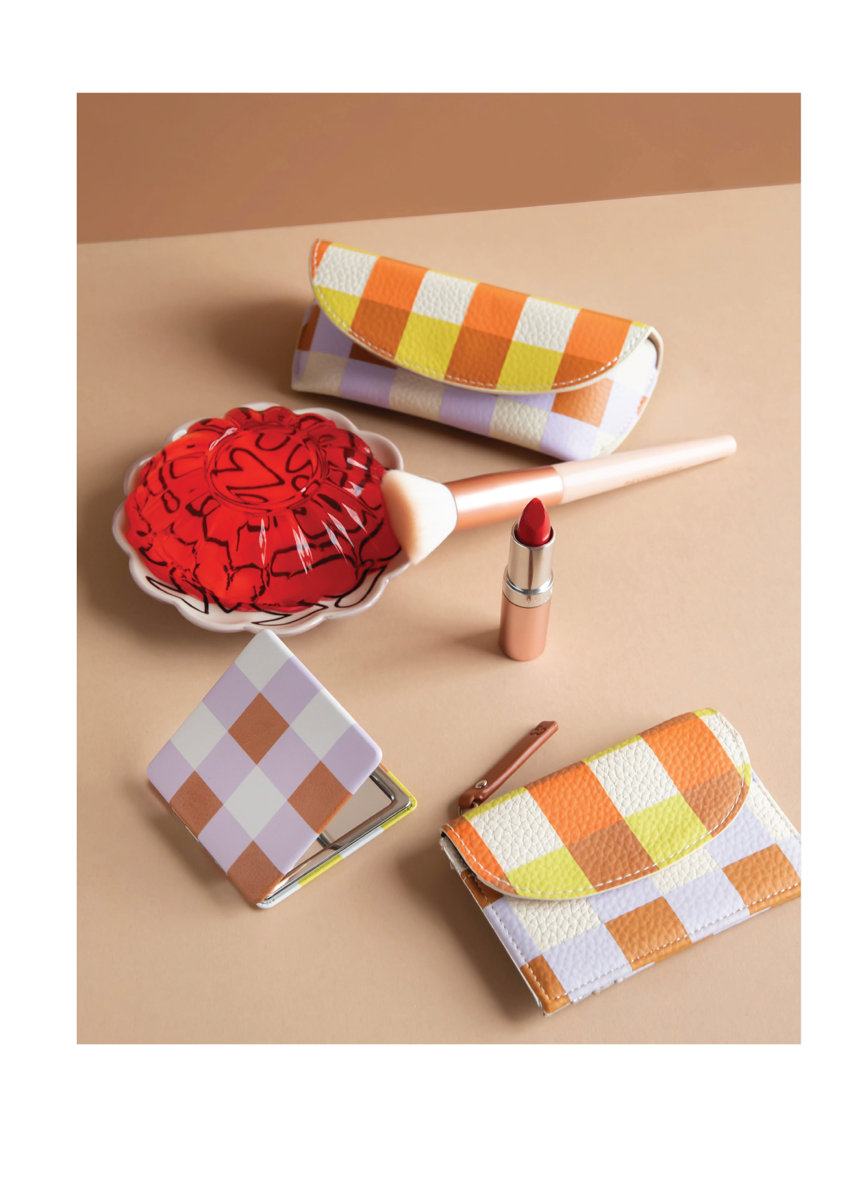 CG_AW25_FOLIO-10.png